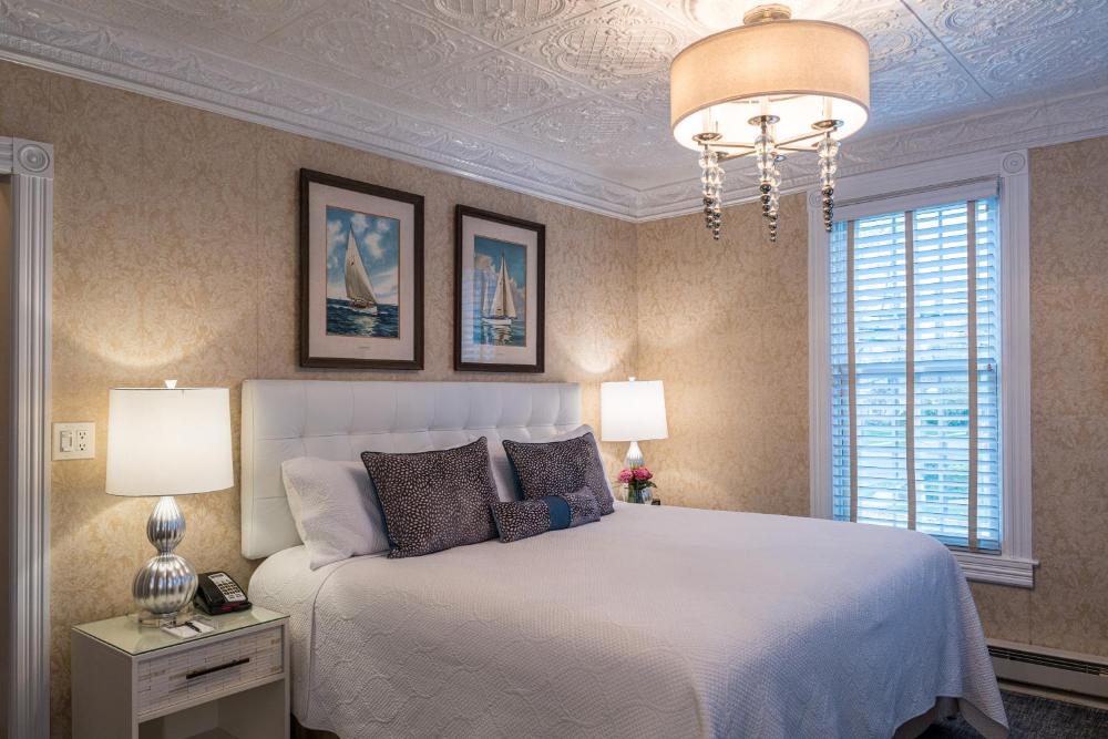 King Room interior